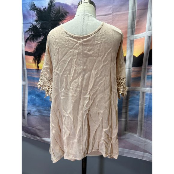 NWT WonderLust LA cold shoulder lace trim tunic top beige SMALL - Picture 5 of 6